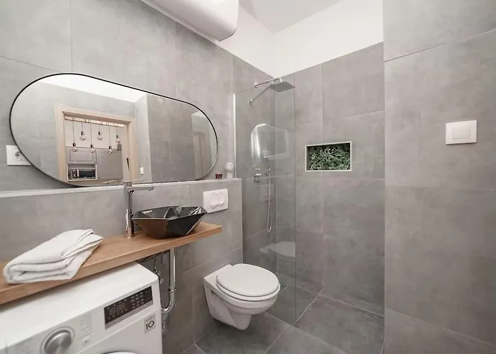 Cityscape Budget Rottenbiller Budapest